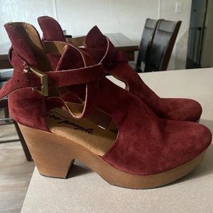 Free People Cedar Clogs
